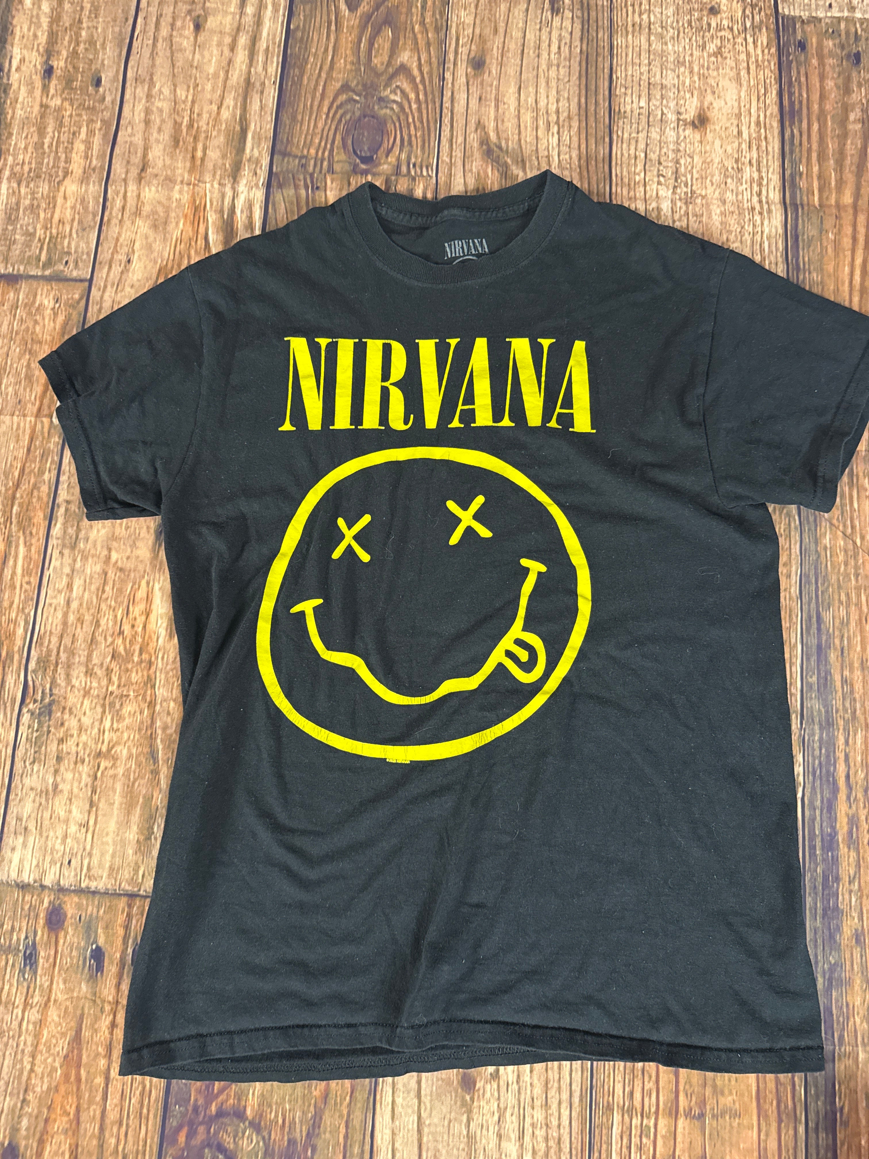 Nirvana Smiley Face Graphic Band Tee Black Yellow T-Shirt Size Mediu