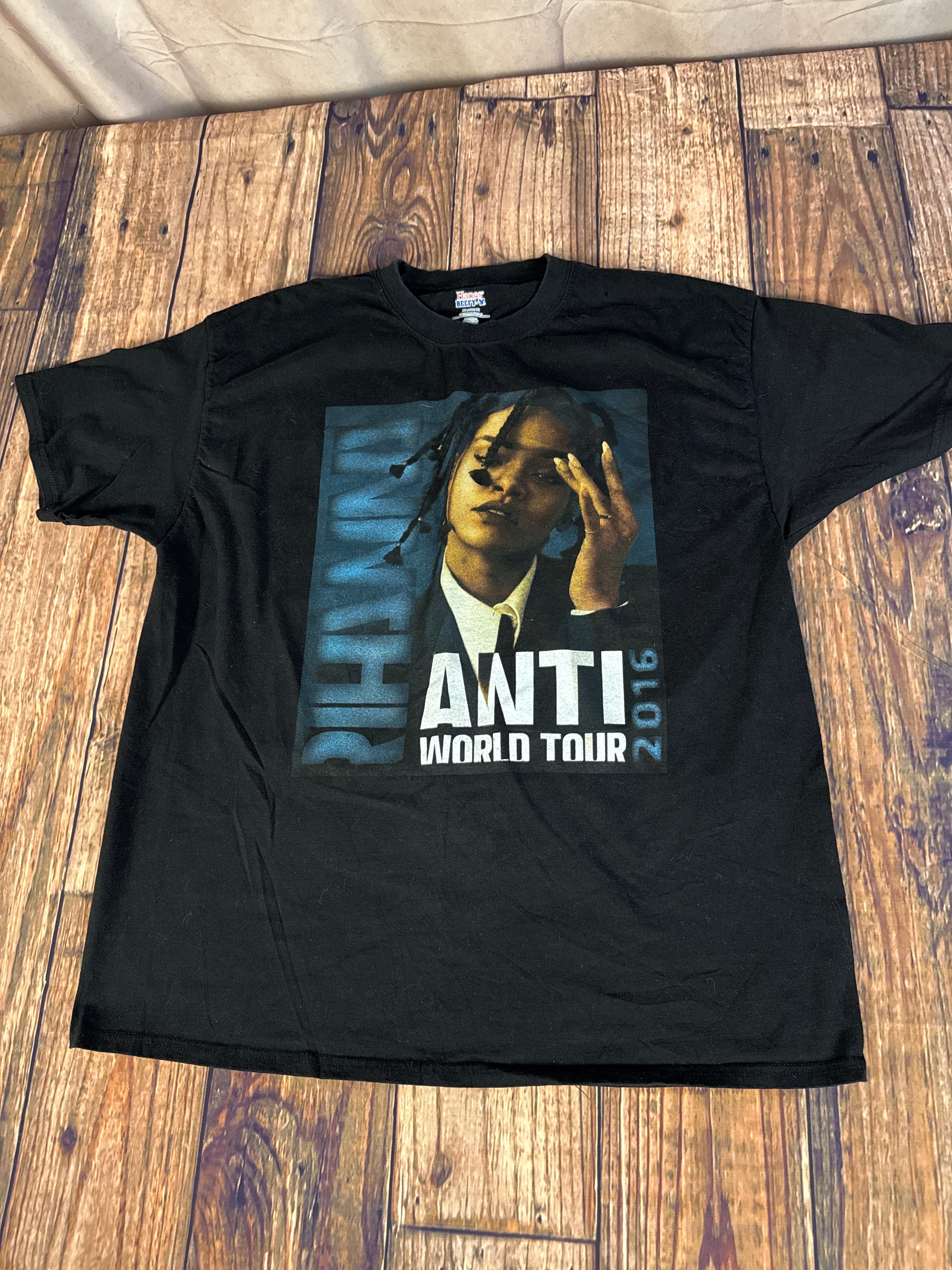 Rihanna ANTI World Tour 2016 Graphic Concert T-Shirt XL Black Travis Scott Tee