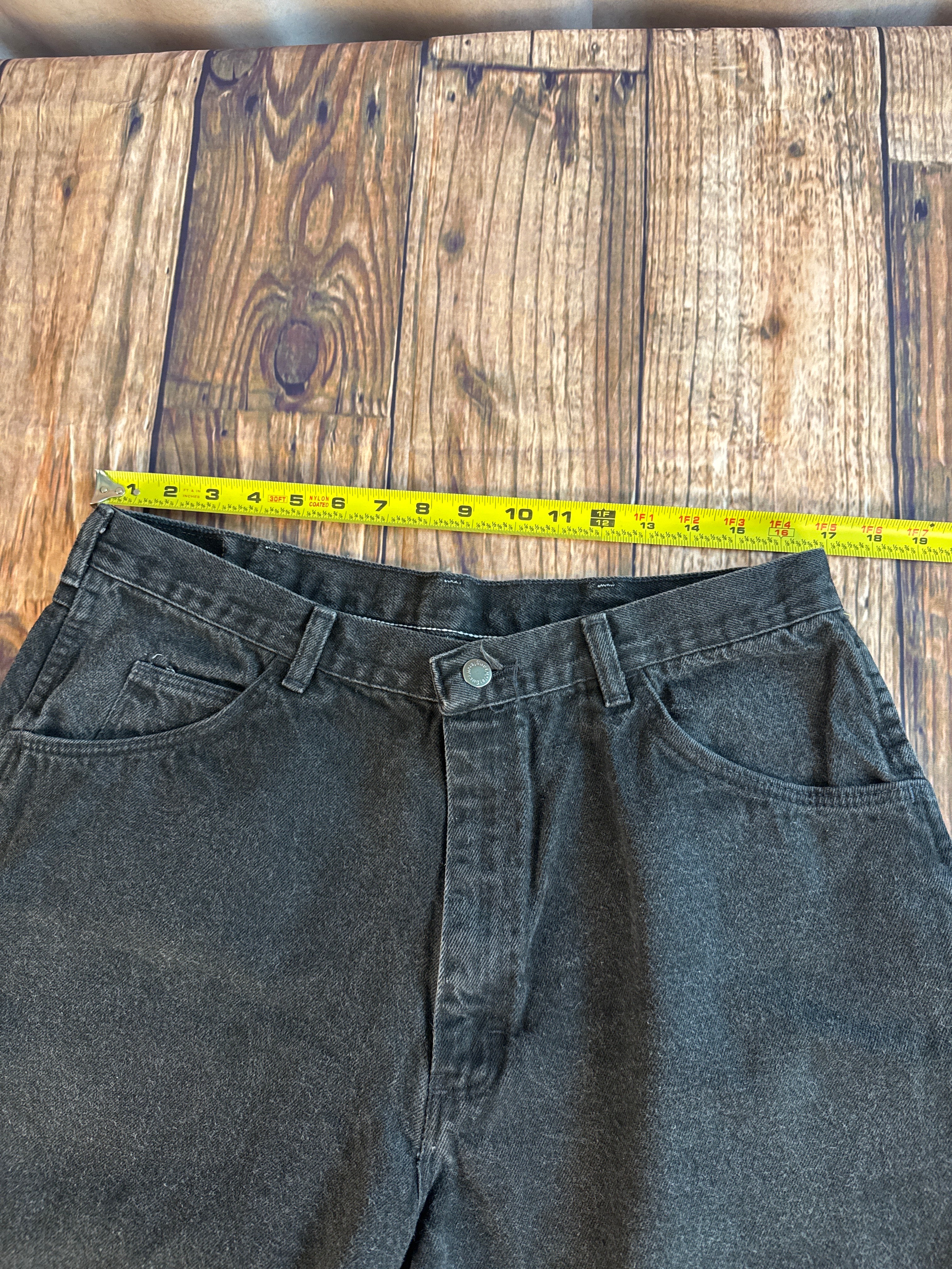 Vintage Style Wrangler Black Denim Shorts Size 38