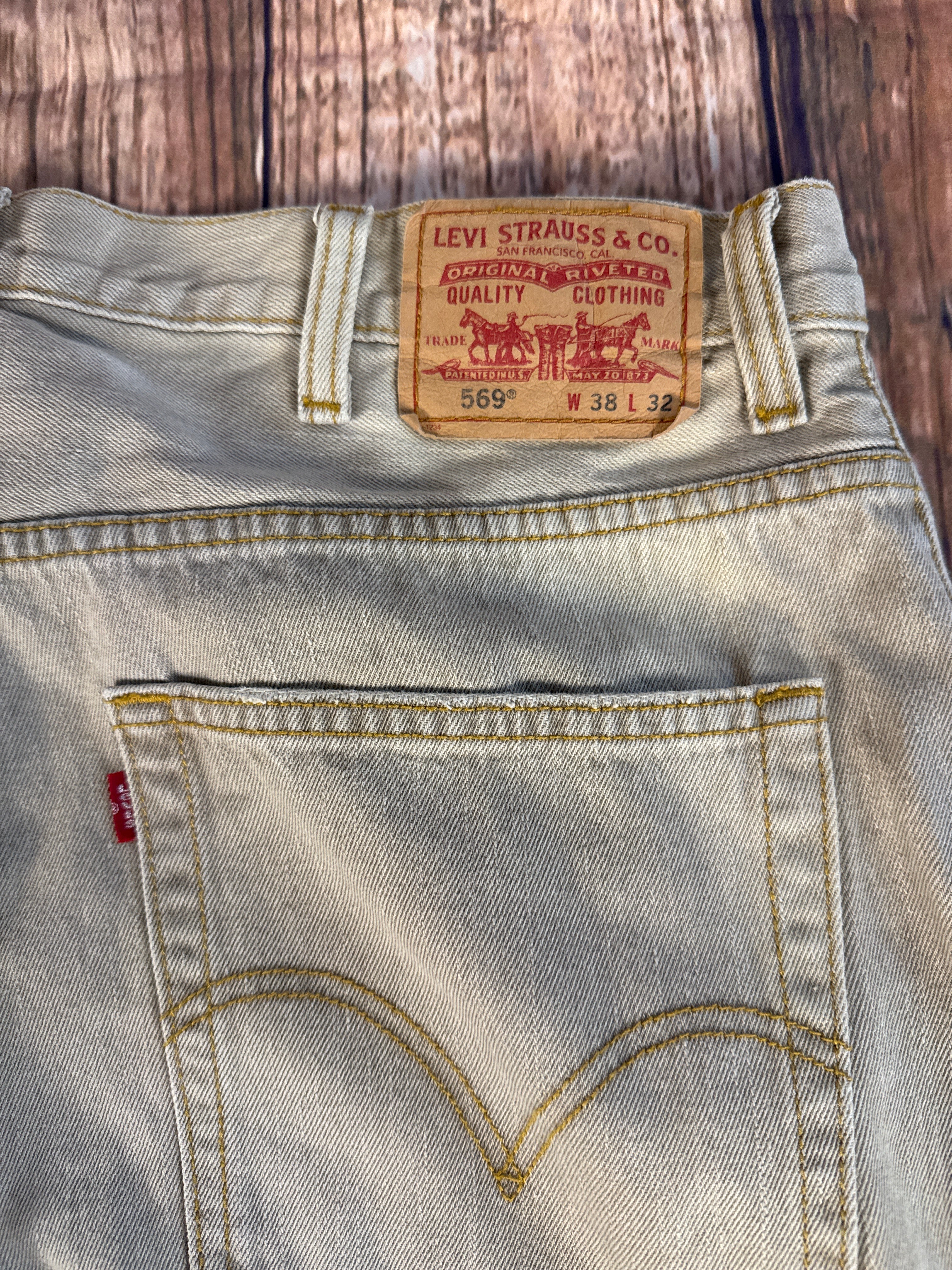 Levi’s 569 Loose Straight Khaki Denim Jeans – Vintage Wash – W38 L32
