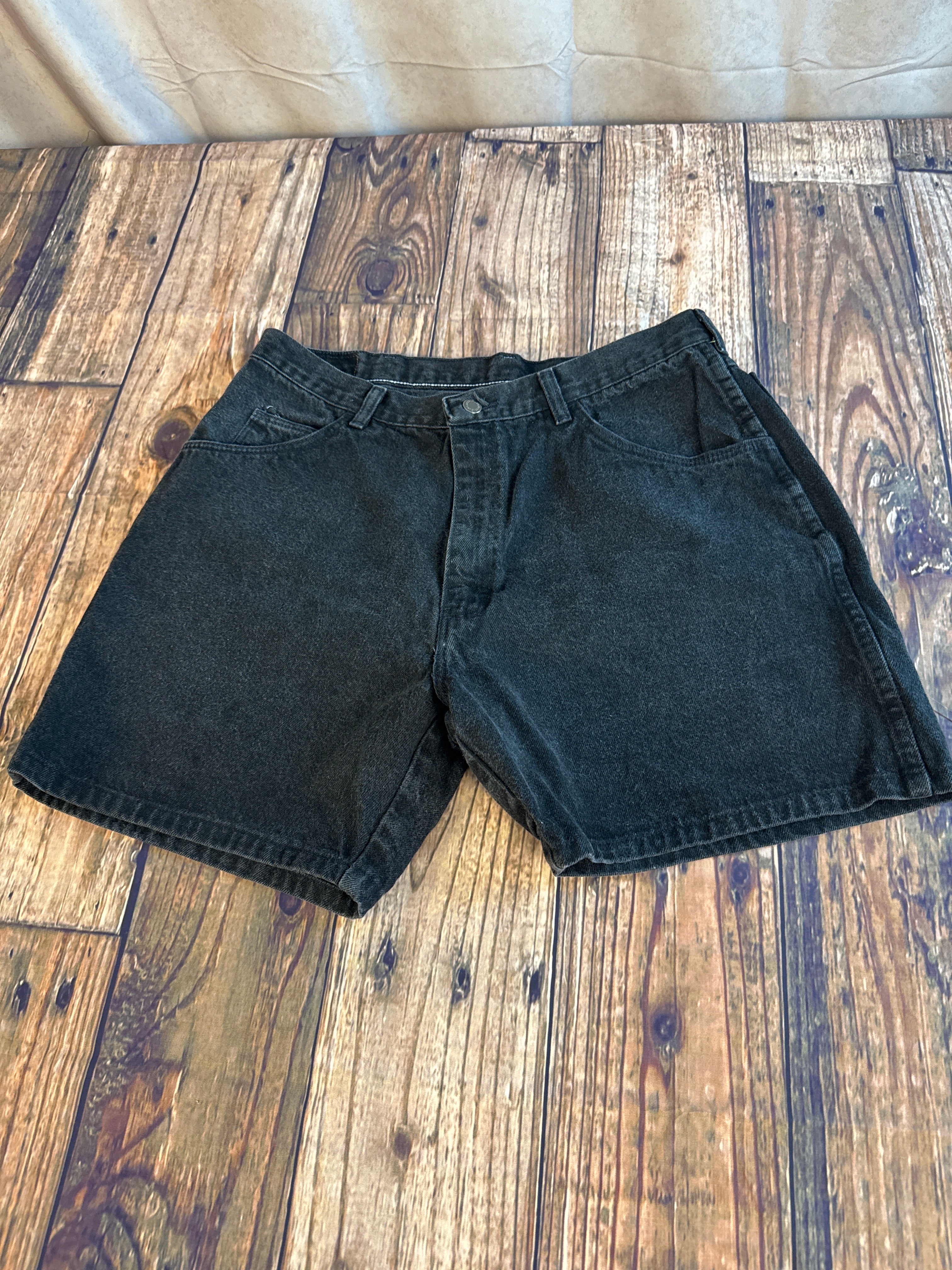 Vintage Style Wrangler Black Denim Shorts Size 38