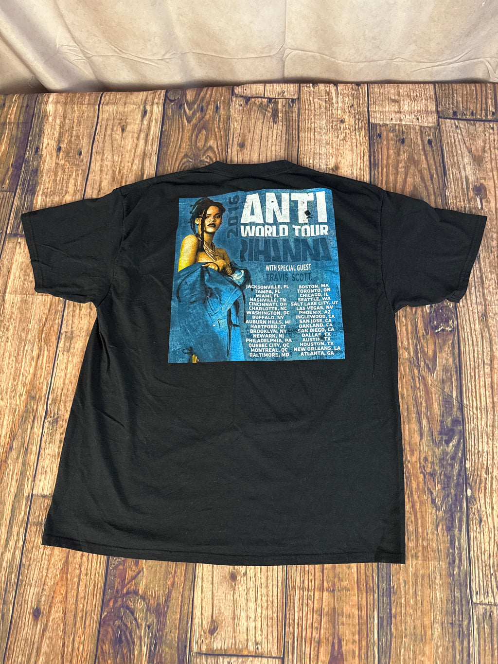 Rihanna ANTI World Tour 2016 Graphic Concert T-Shirt XL Black Travis Scott Tee