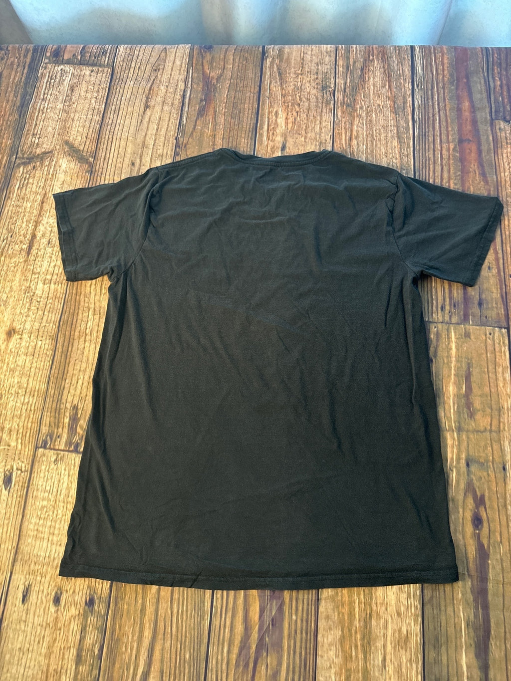 Guns N’ Roses Skull Graphic Band T-Shirt