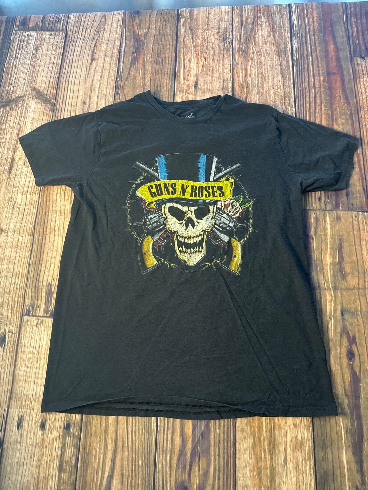Guns N’ Roses Skull Graphic Band T-Shirt