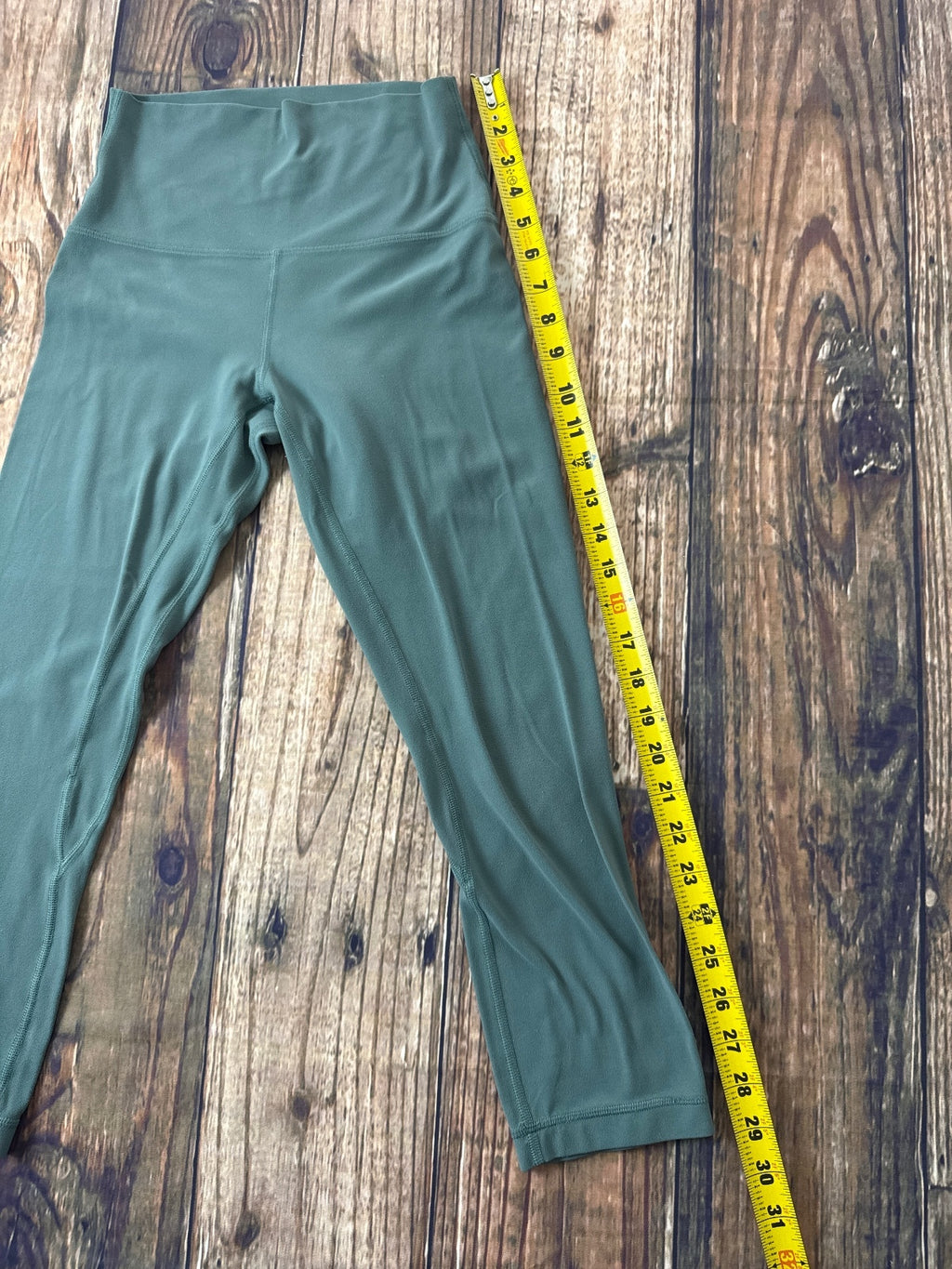 Lululemon Green High Rise Cropped Leggings No Size Tag Measured