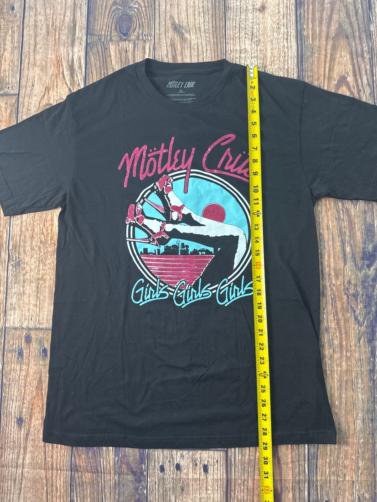 Motley Crüe Girls Girls Girls Graphic T-Shirt