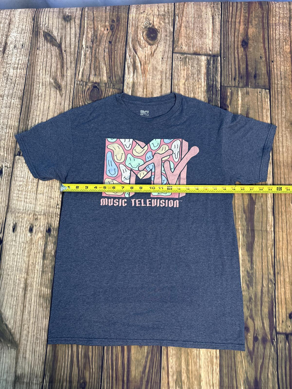 MTV Music Television Logo Graphic T Shirt Mens Medium Gray Retro TV Tee