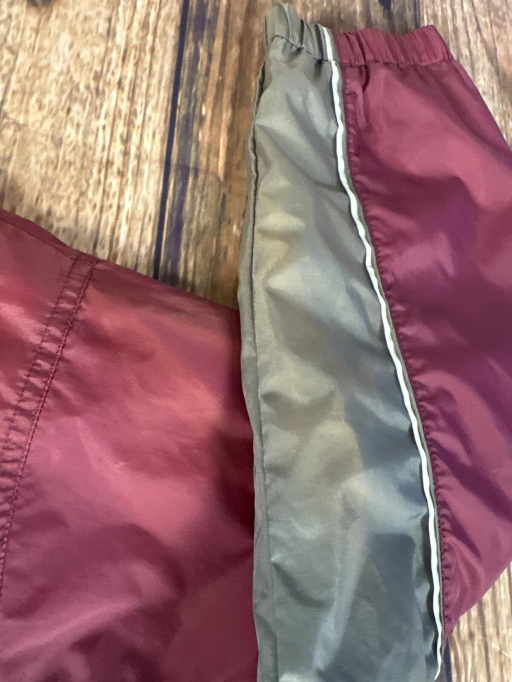 Vintage Wilson Windbreaker Jacket Burgundy Gray Full Zip Medium