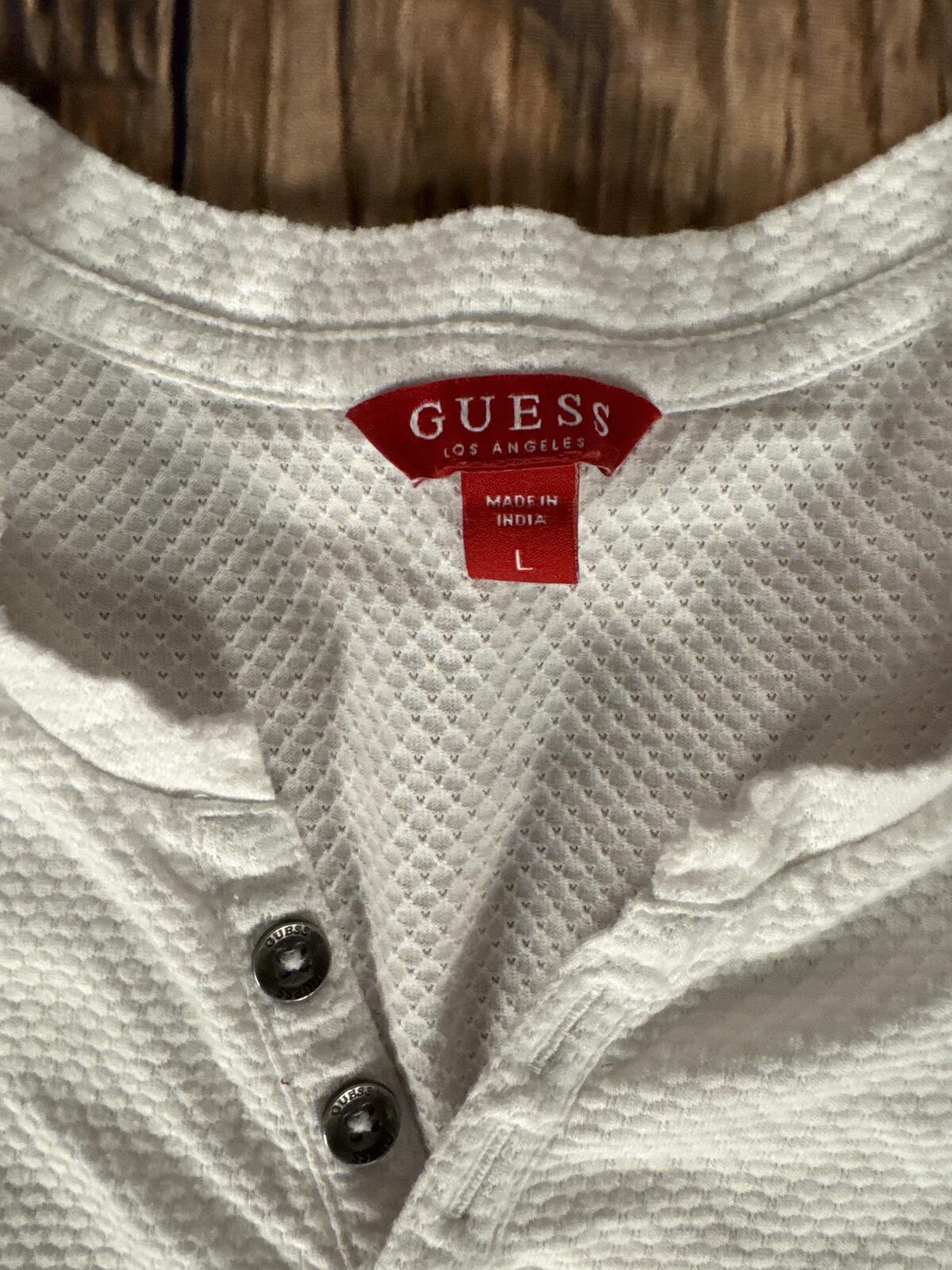 GUESS Women’s Textured Henley Shirt Size Large Blue White Y2