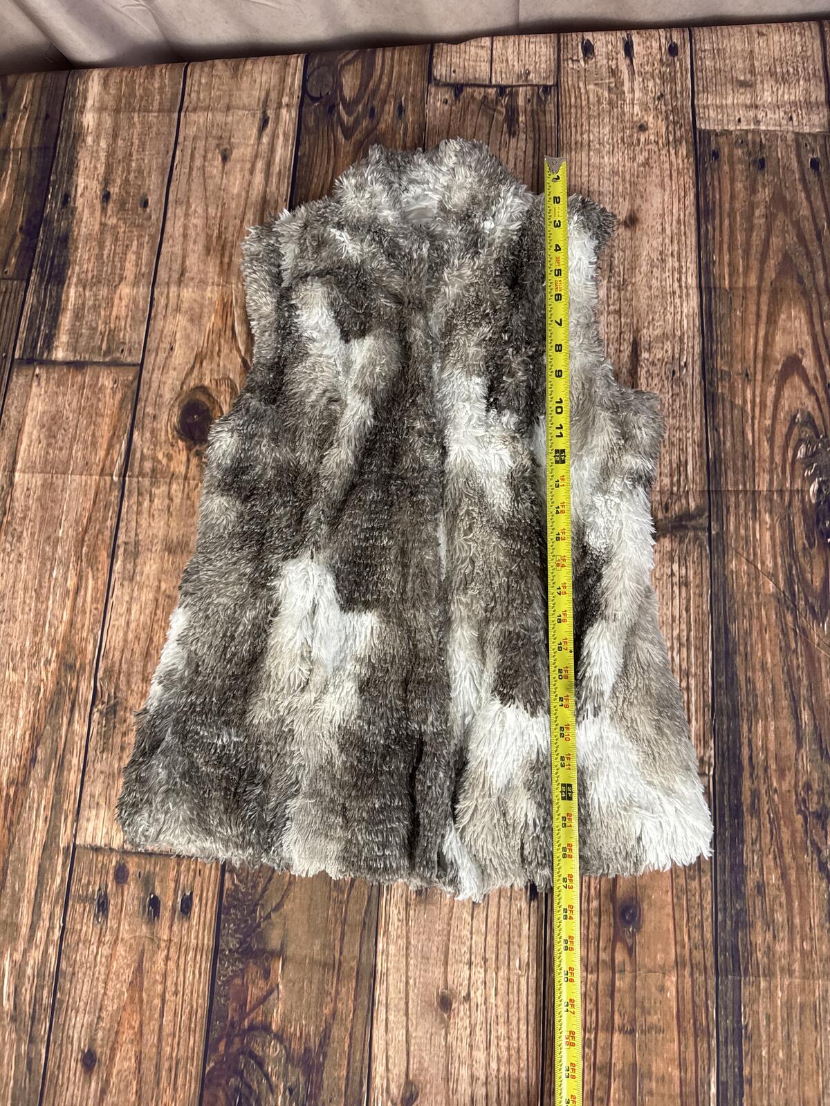 Cabi Faux Fur Vest Womens Medium Brown Beige Zip Up Layering Vest