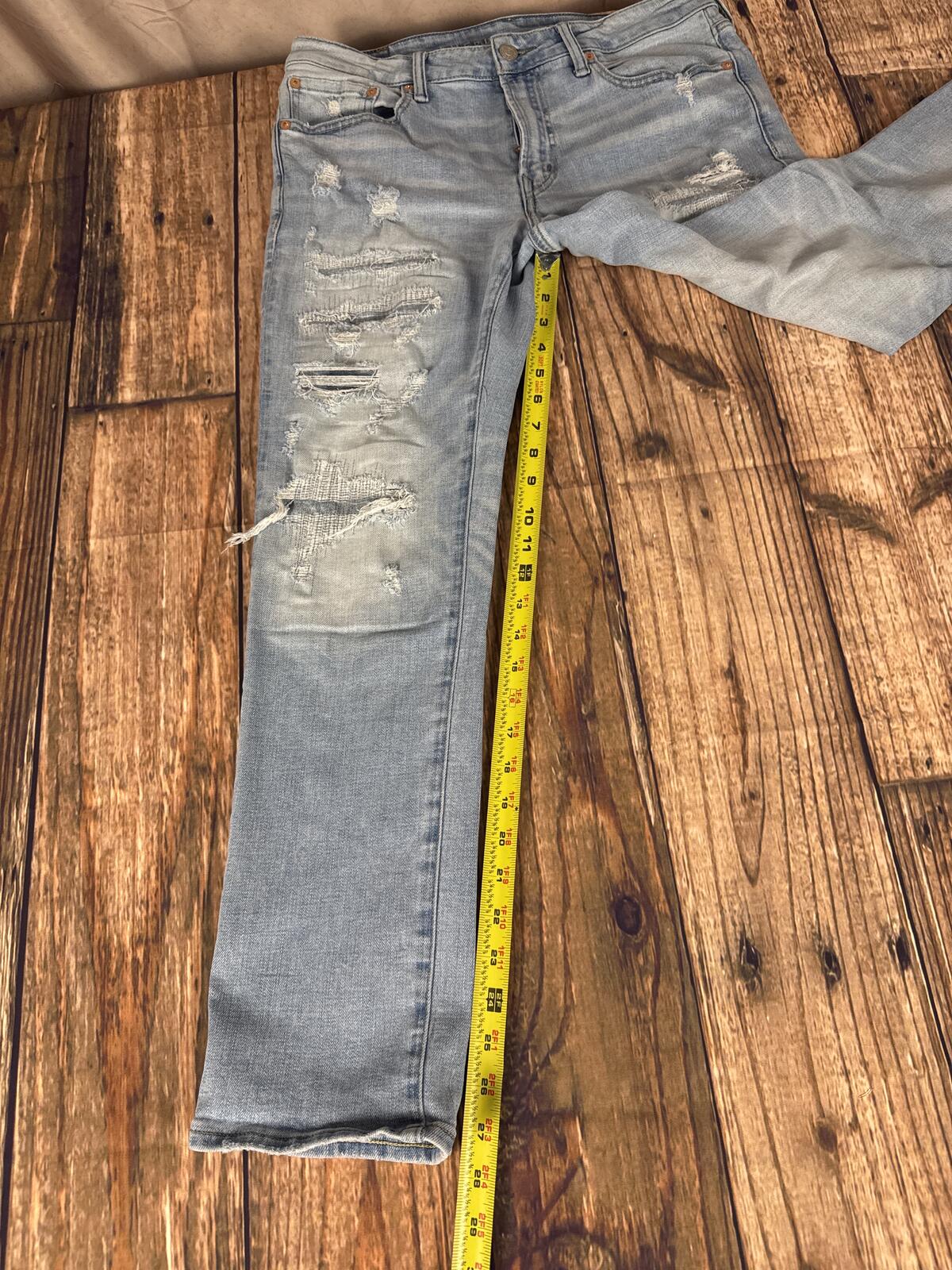 American Eagle AirFlex+ Distressed Light Wash Jeans Men’s 34x30