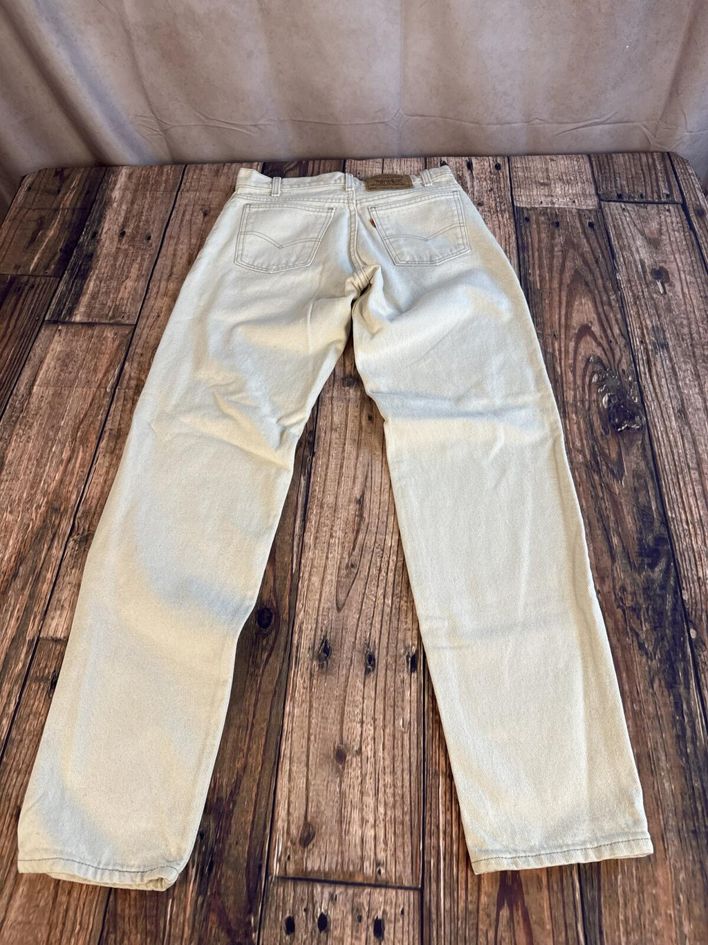 Vintage Levi’s 550 Orange Tab Made USA Cream Jeans 31x34