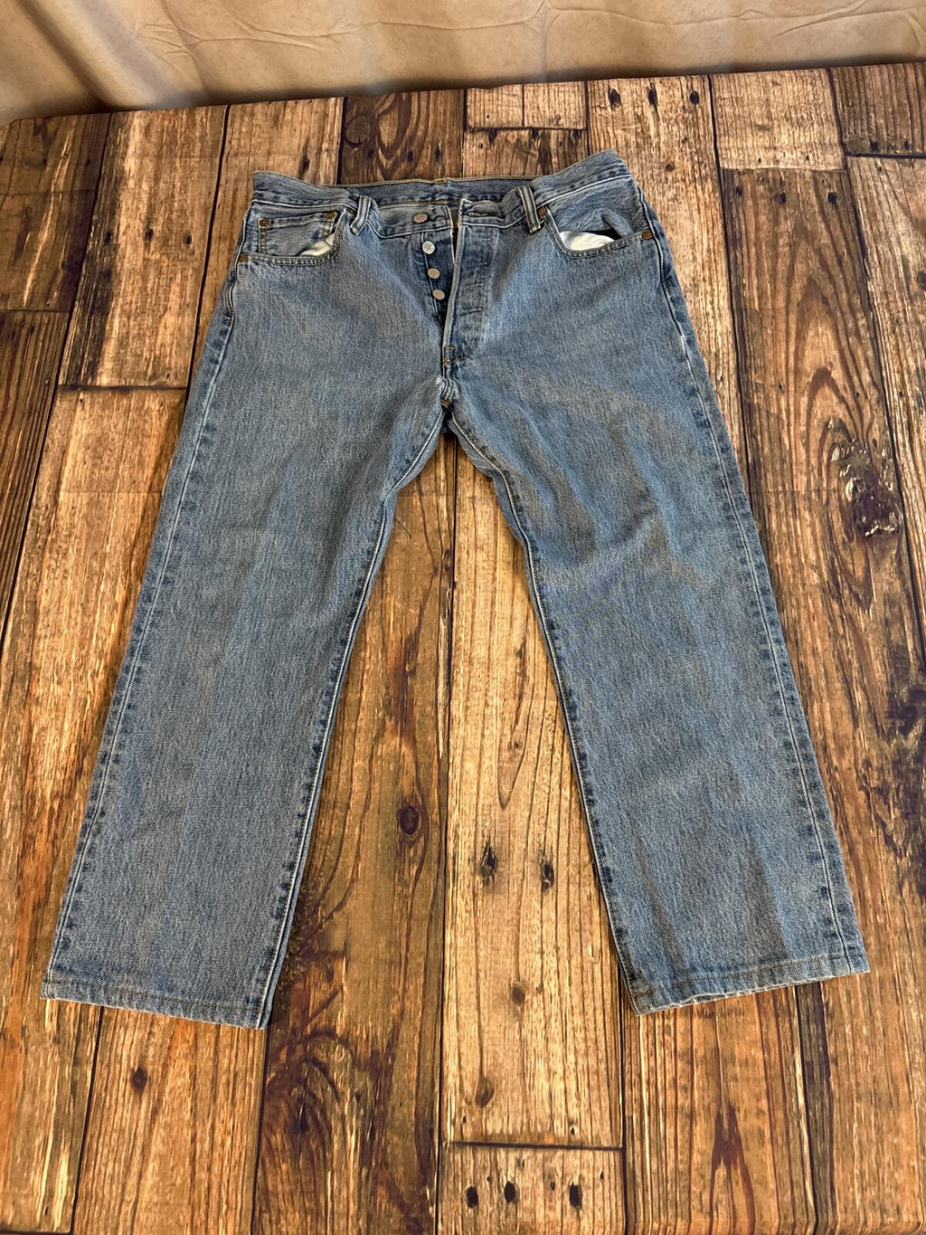 Vintage Levi’s 501 Button Fly Jeans Men’s W34 L30 Faded Blue Denim USA