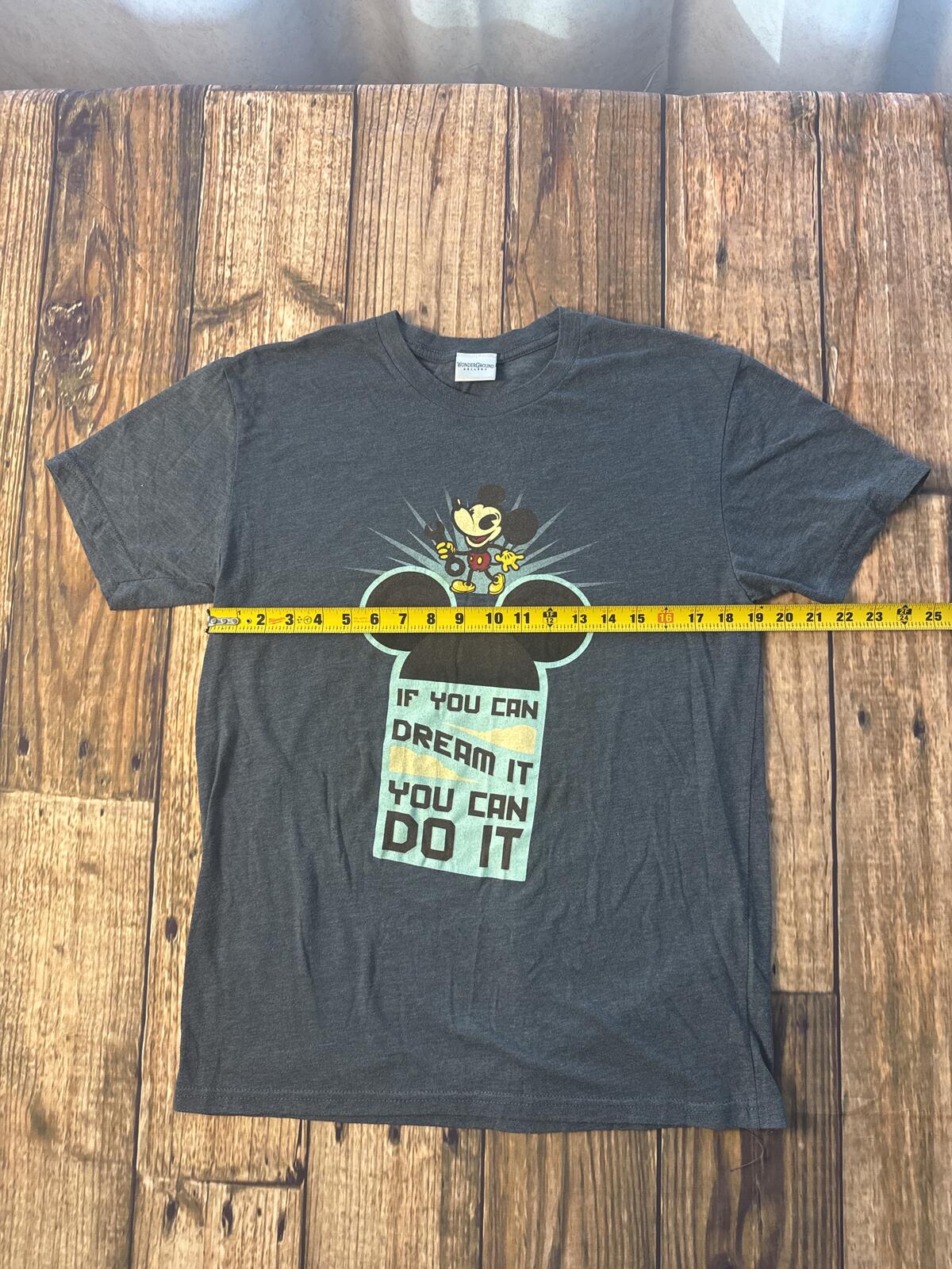 Disney Mickey Mouse “If You Can Dream It You Can Do It” Graphic Tee
