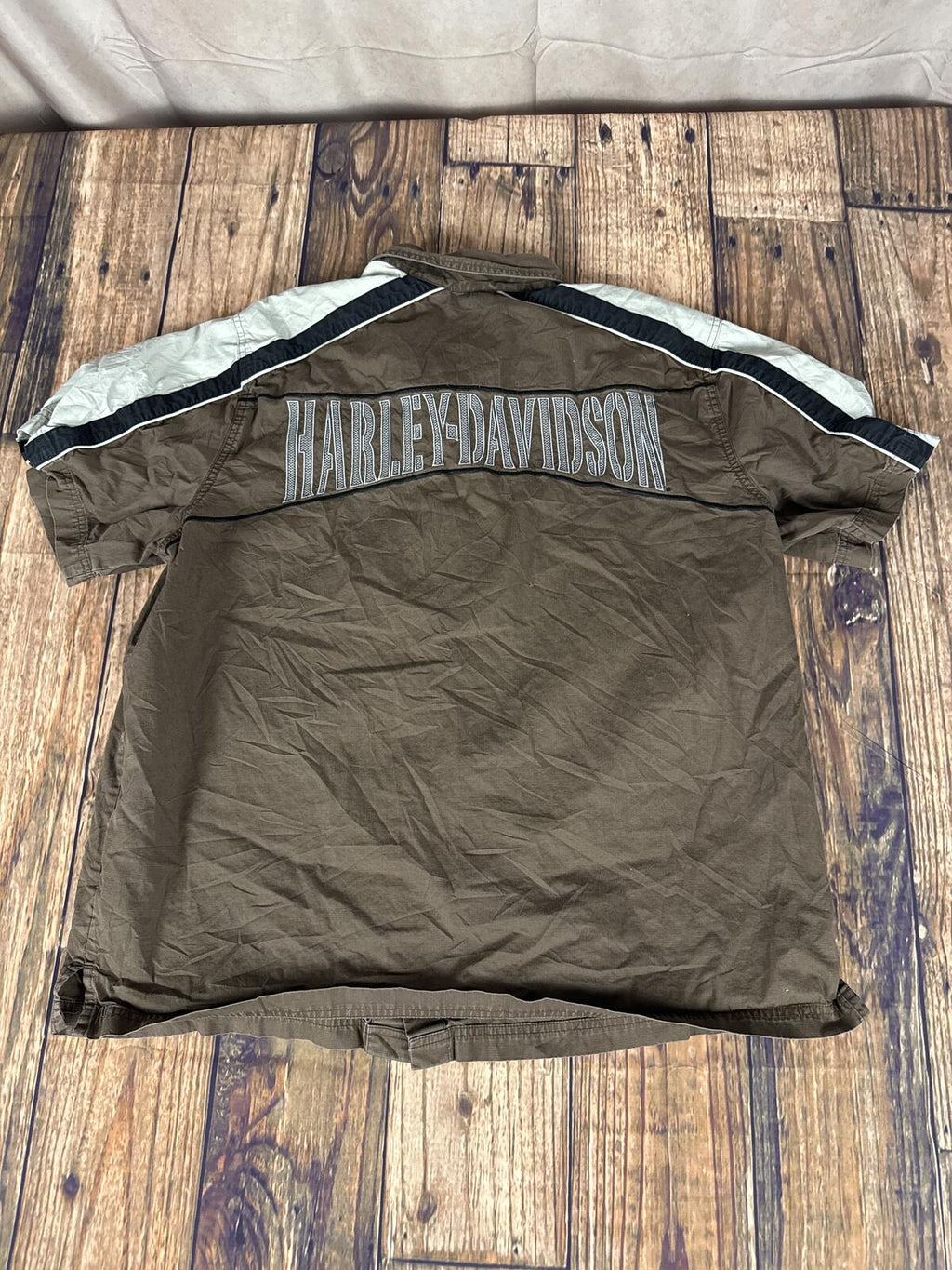 Harley-Davidson Men’s XL Button Up Shirt Brown Embroidered Y2K