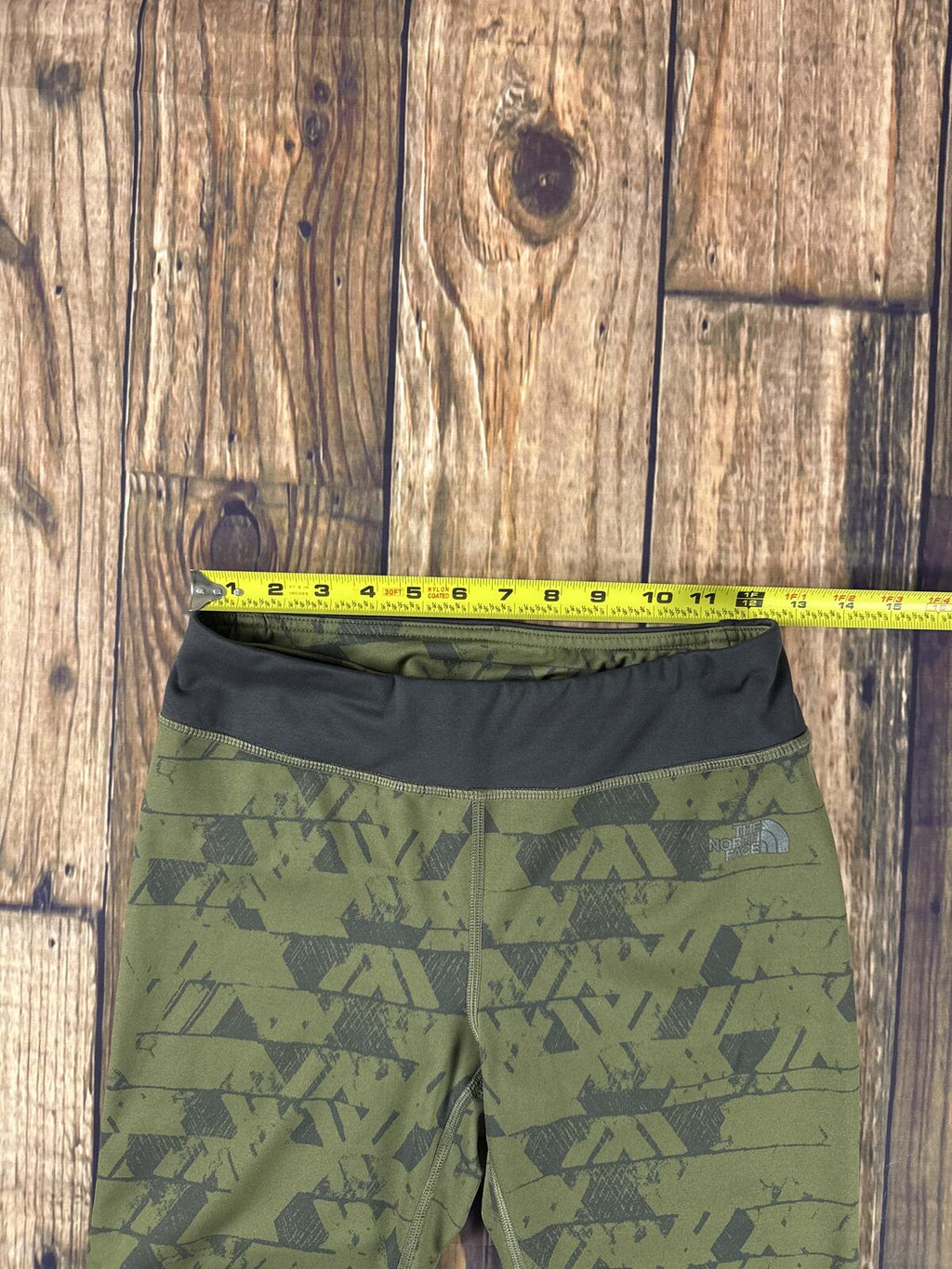 The North Face FlashDry Leggings Womens Medium Green Athletic Pants