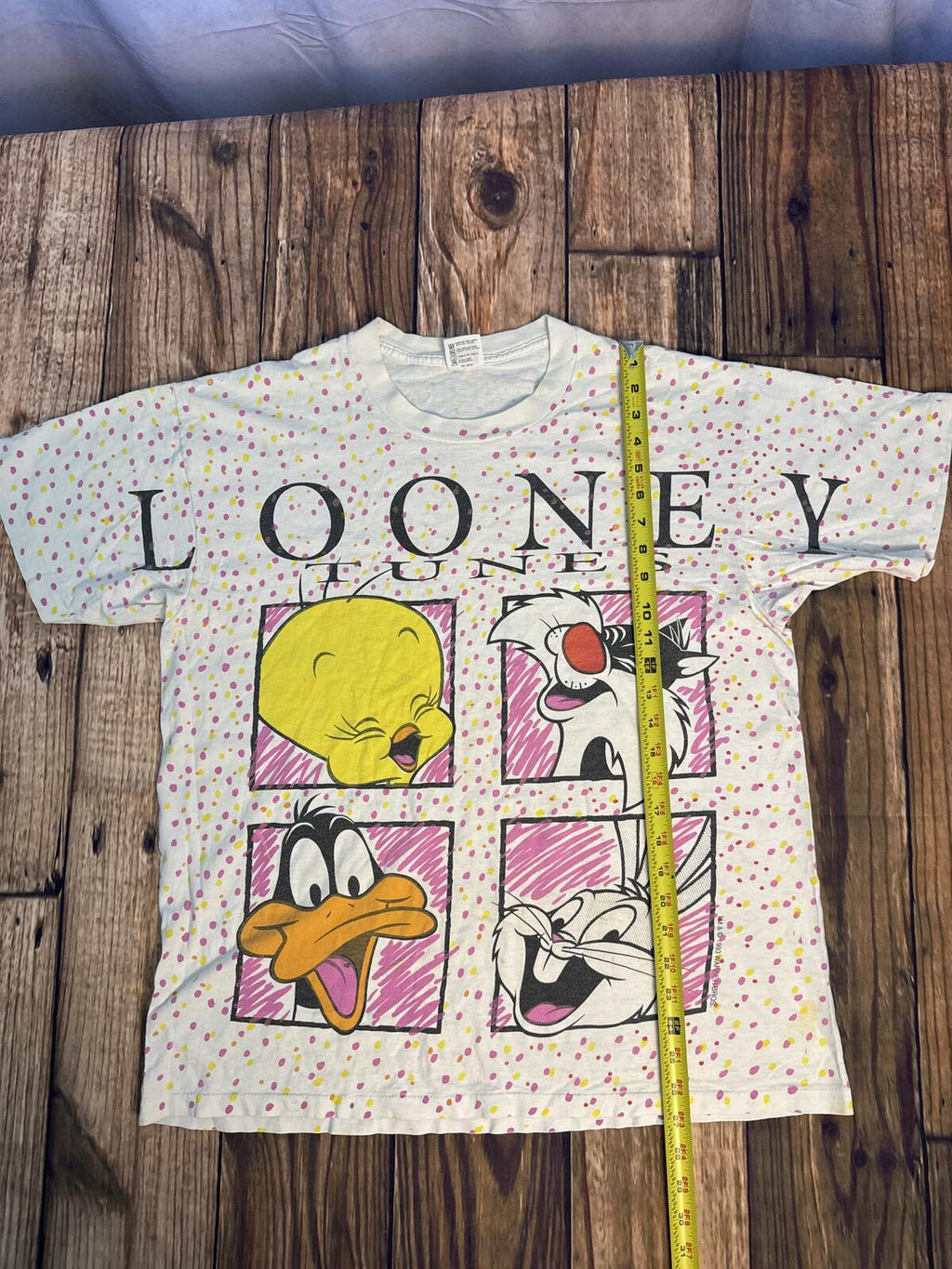 Vintage 1993 Looney Tunes XL Single Stitch Made USA Tweety Bugs Bunny Tee