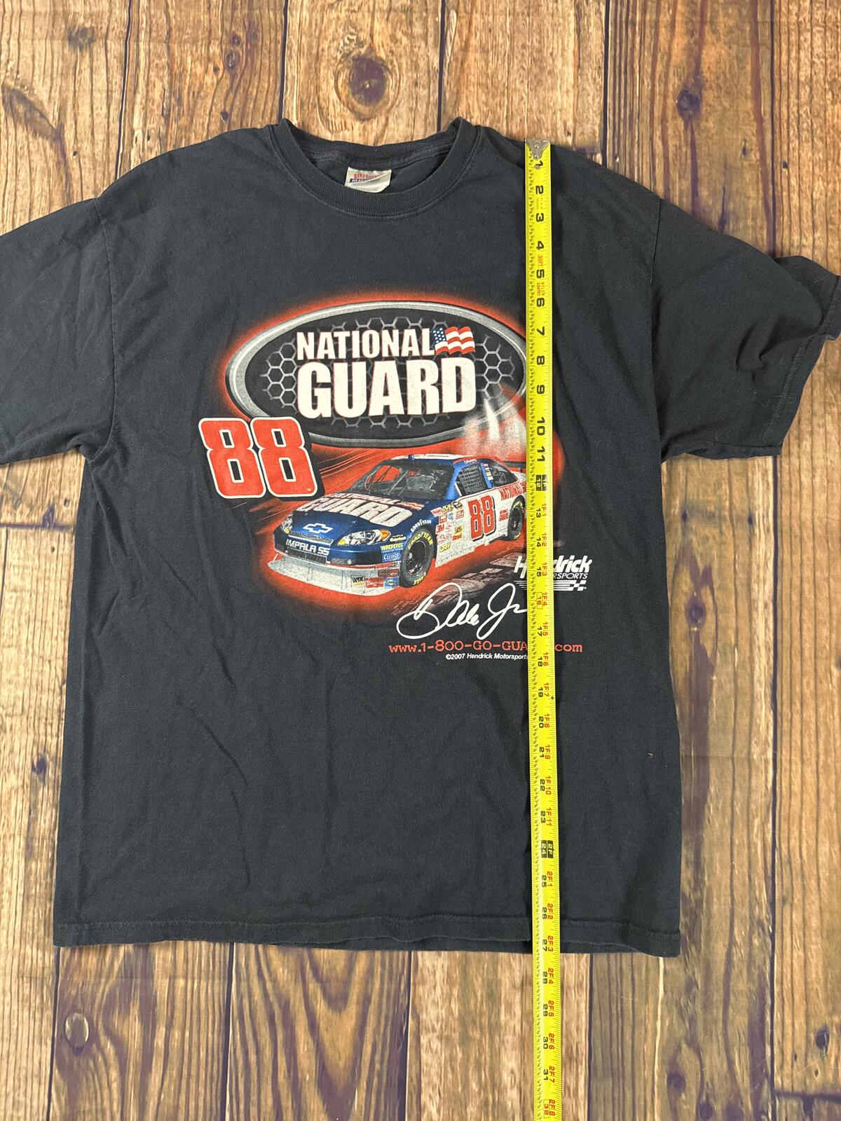 Dale Earnhardt Jr National Guard 88 NASCAR T Shirt Large 2007