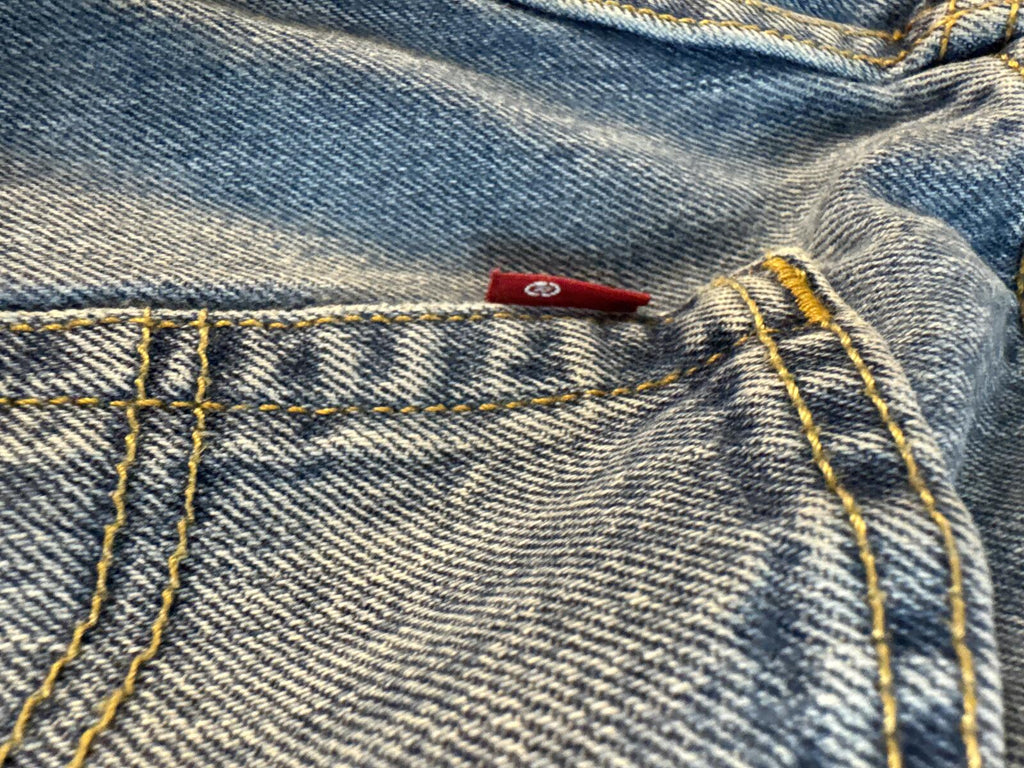 Vintage Levi’s 501 Button Fly Jeans Men’s W34 L30 Faded Blue Denim USA
