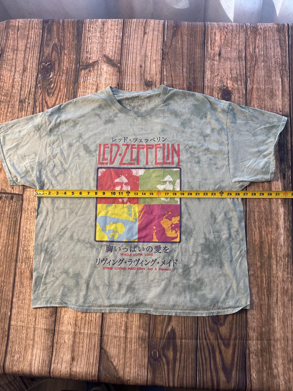 Led Zeppelin Whole Lotta Love Graphic T-Shirt XL