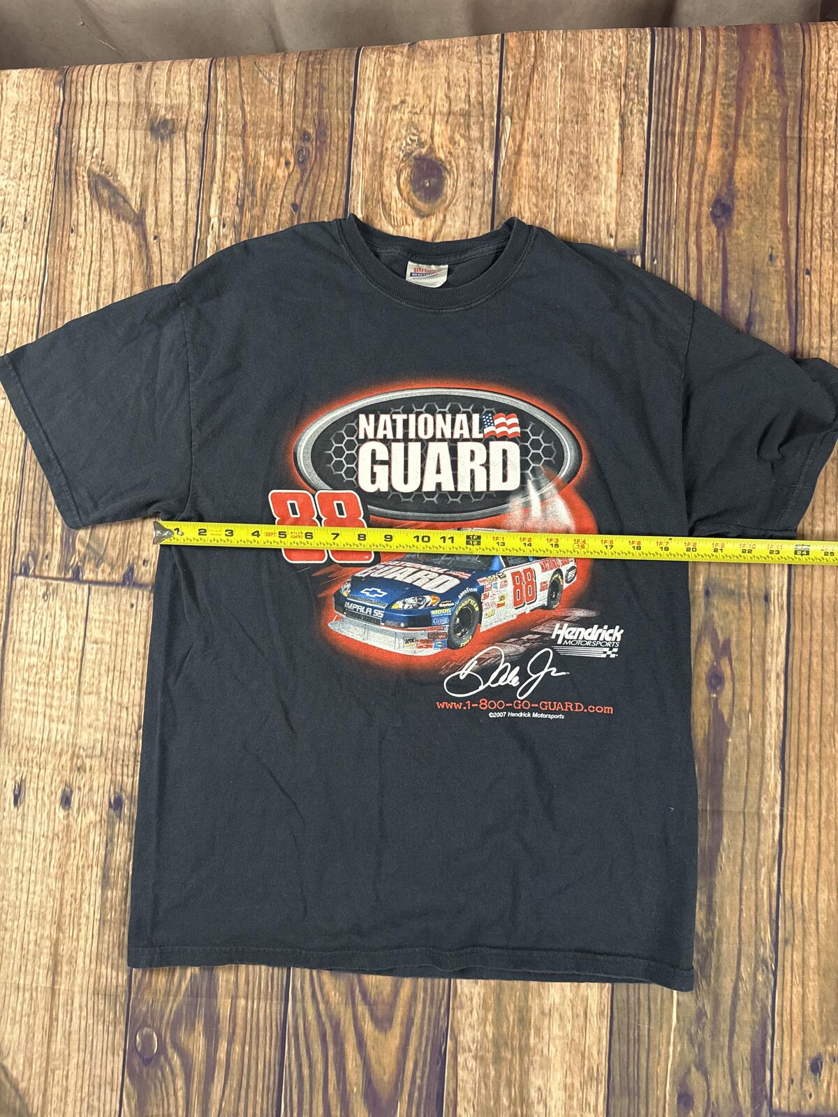 Dale Earnhardt Jr National Guard 88 NASCAR T Shirt Large 2007