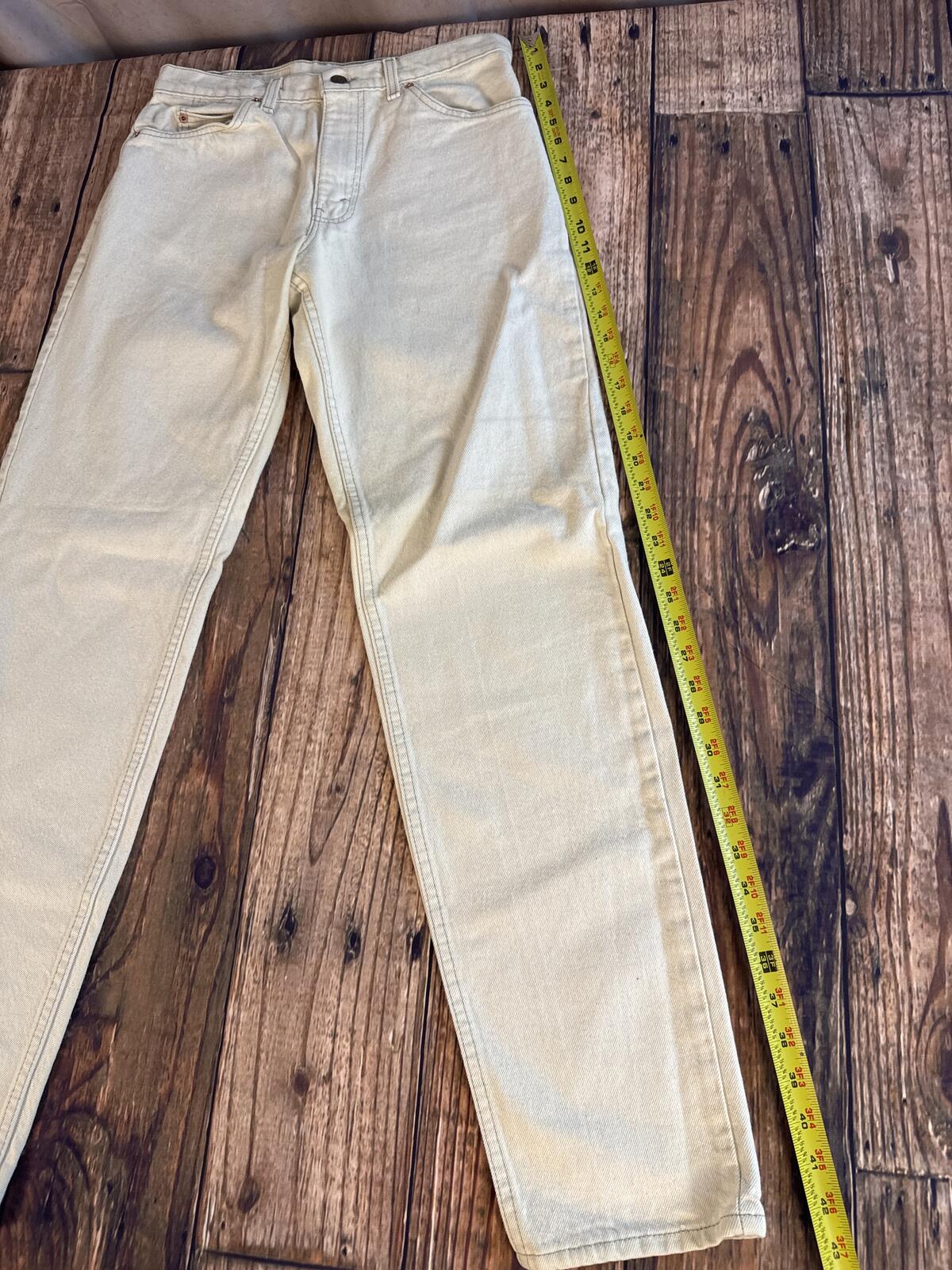 Vintage Levi’s 550 Orange Tab Made USA Cream Jeans 31x34