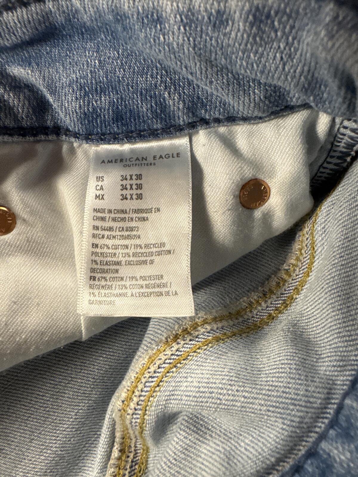 American Eagle AirFlex+ Distressed Light Wash Jeans Men’s 34x30