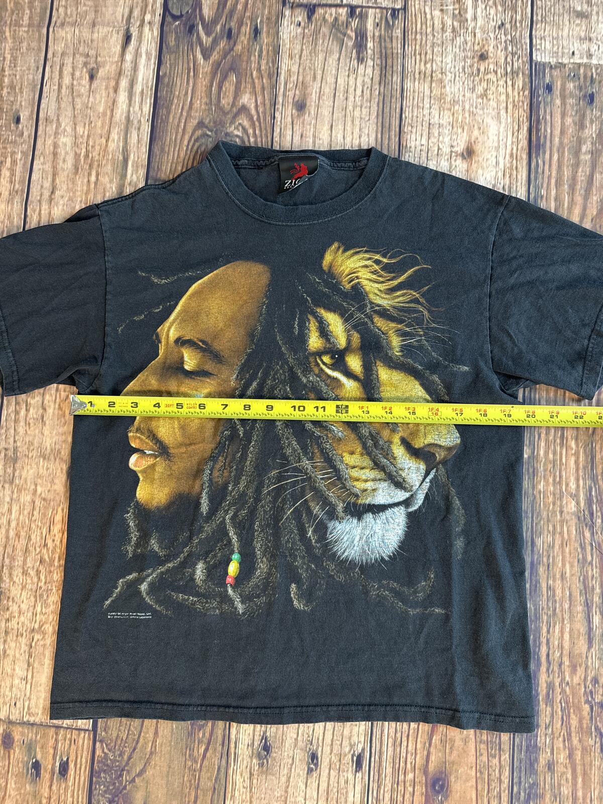 Bob Marley Lion Graphic Black T-Shirt Zion Rootswear Size Medium